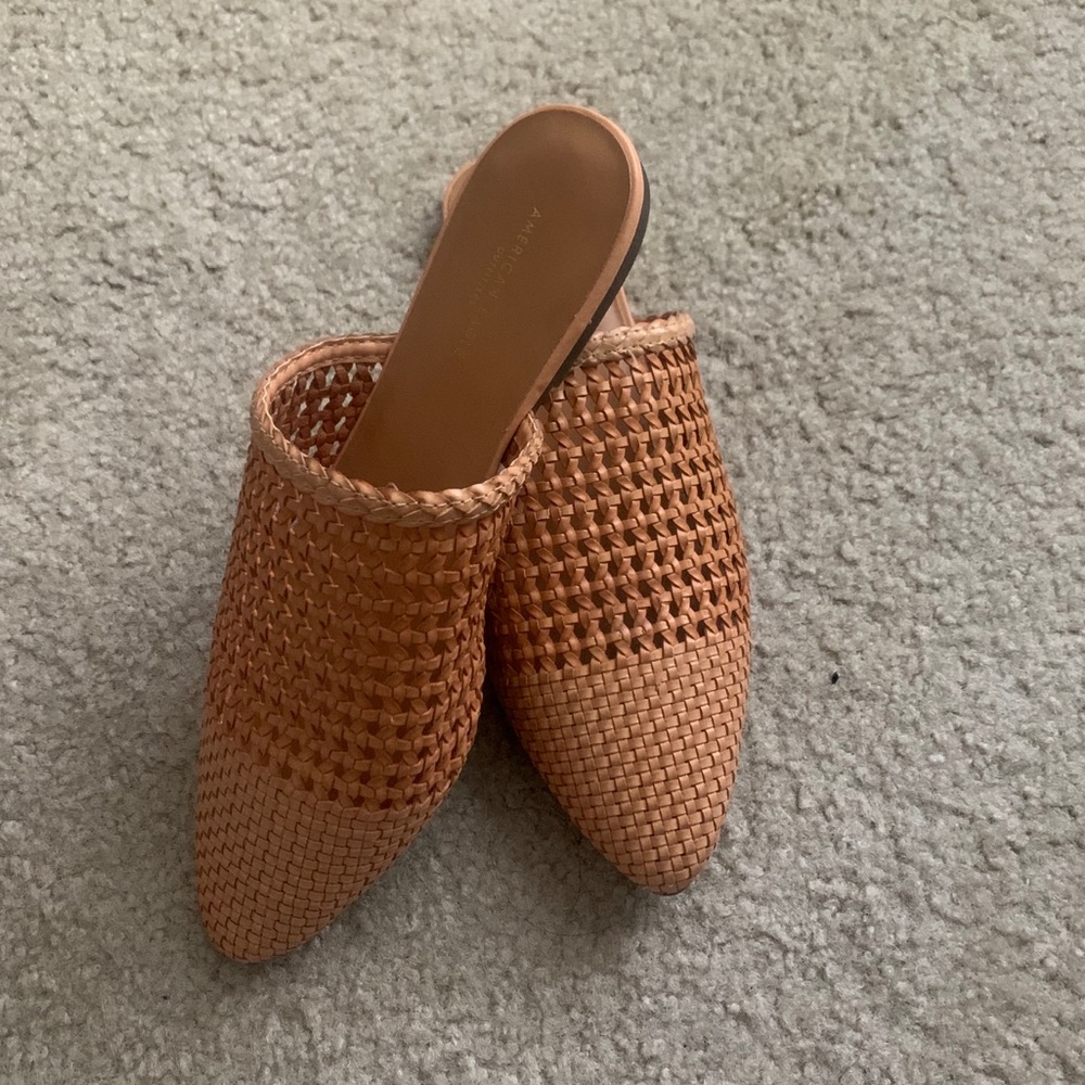 NWOT American Eagle Slip-on Mules